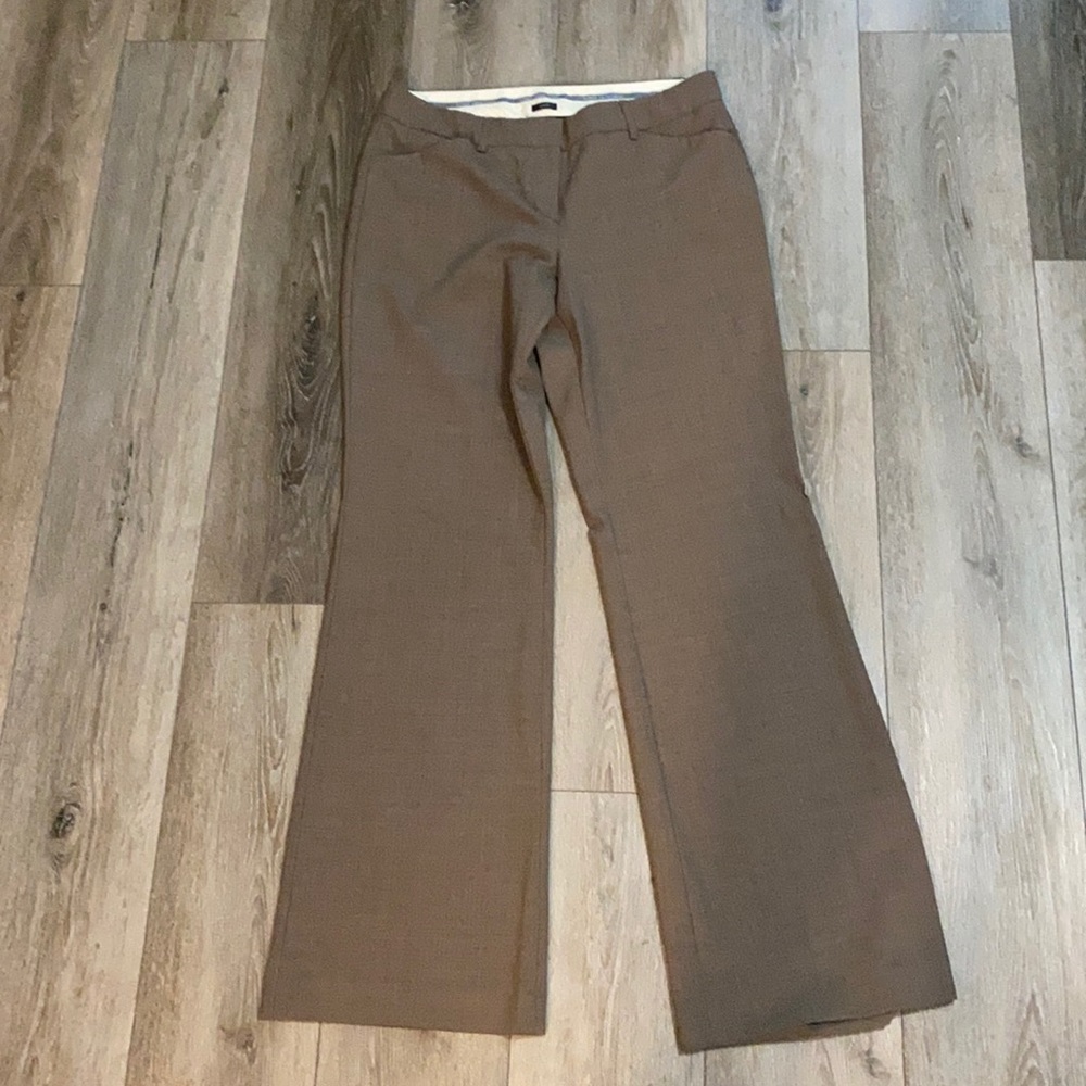 Brown/taupe colored slacks